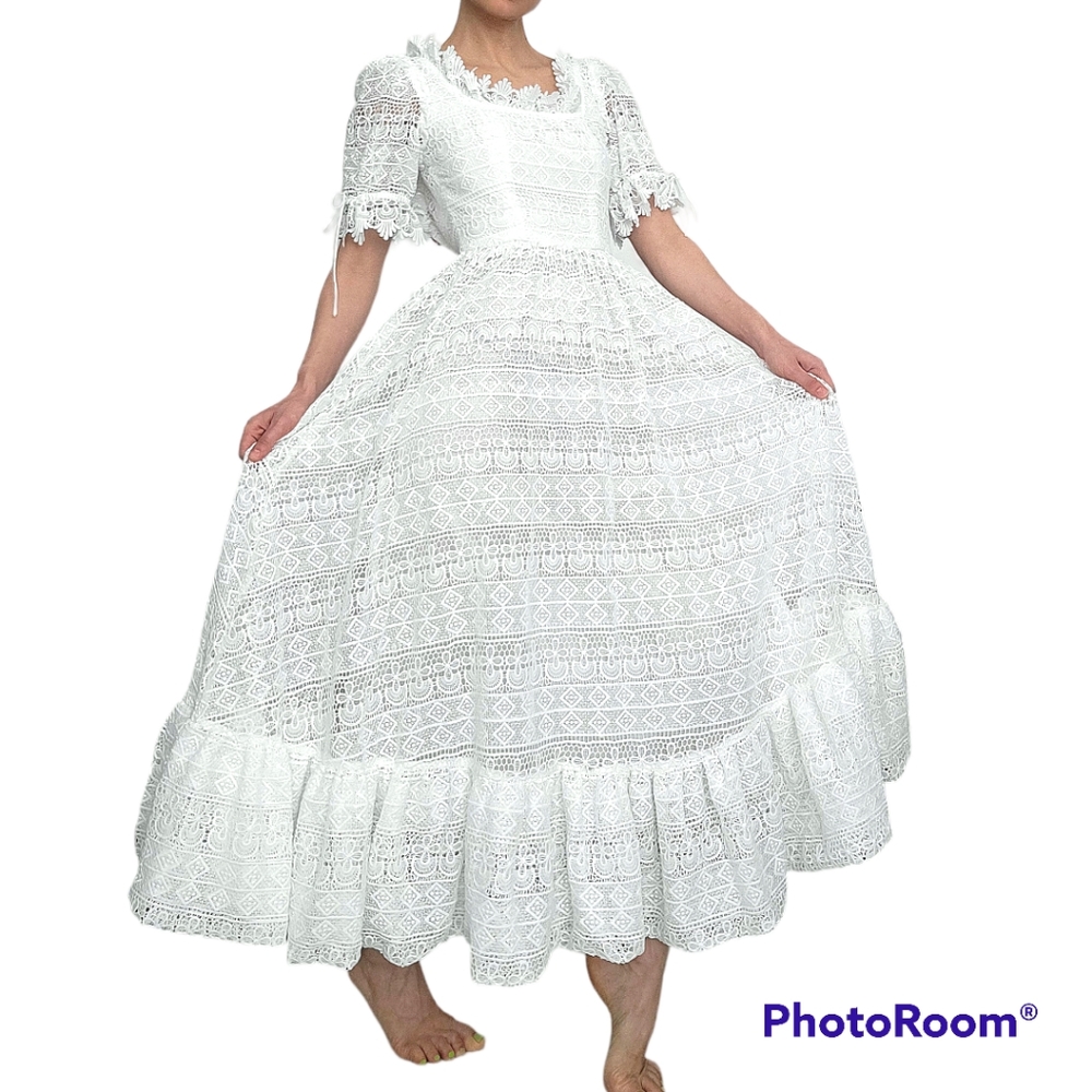 Alamour The Label White Lace Square neck Prairie Maxi Dress Size XXS